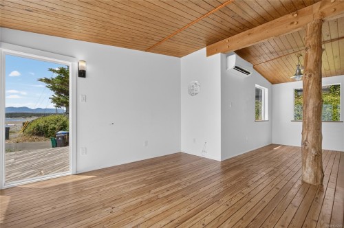 343 Lazo Rd, Comox, BC 