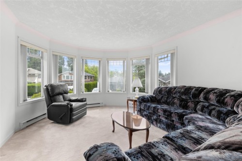 1004 Adeline Pl, Saanich, BC 
