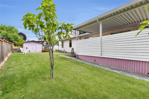 1004 Adeline Pl, Saanich, BC 