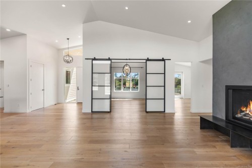 846 Birch Rd, North Saanich, BC 