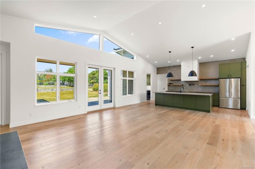 846 Birch Rd, North Saanich, BC 