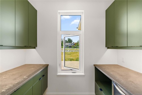 846 Birch Rd, North Saanich, BC 