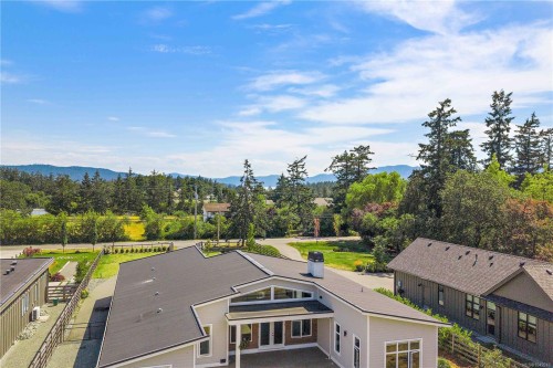 846 Birch Rd, North Saanich, BC 