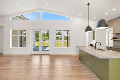846 Birch Rd, North Saanich, BC 