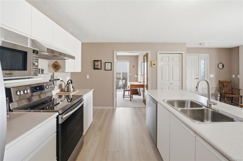 #27-6245 Blueback Rd, Nanaimo, BC 