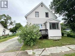 68 Lansdowne ST S Chapleau, ON P0M 1K0