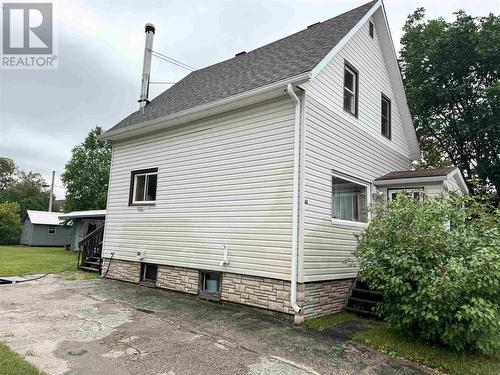 68 Lansdowne St S, Chapleau, ON 