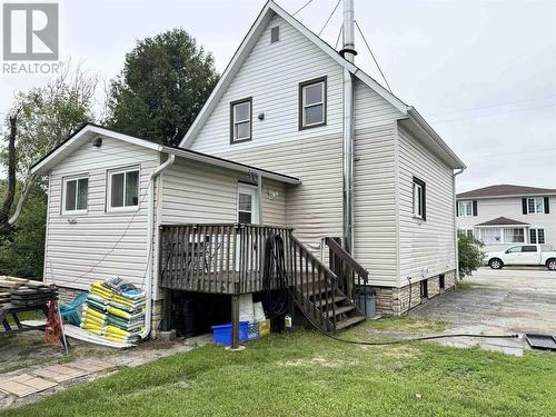 68 Lansdowne St S, Chapleau, ON 