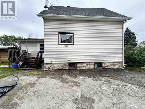 68 Lansdowne St S, Chapleau, ON 