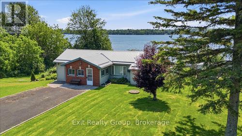 1083 LAKESIDE DRIVE  Prince Edward County (Ameliasburg Ward), ON K0K 1T0