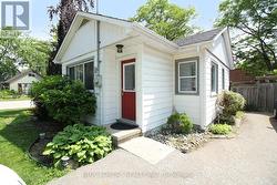 2008 OLIVE STREET Sarnia, ON N0N 1C0