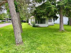 2783 ARTHUR Street Sarnia, ON N0N 1C0