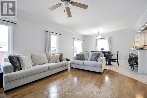 3 Lockwood Street, Cambridge, ON - Indoor Photo Showing Living Room