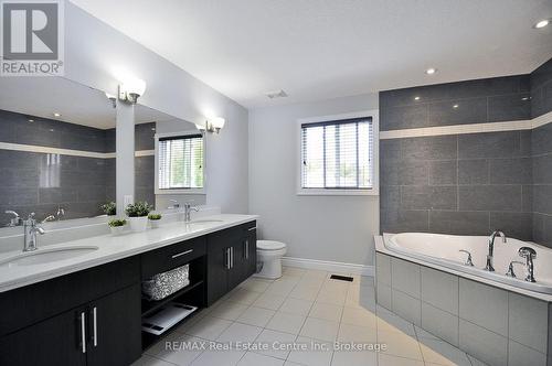 3 Lockwood Street, Cambridge, ON - Indoor Photo Showing Bathroom