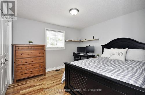 3 Lockwood Street, Cambridge, ON - Indoor Photo Showing Bedroom