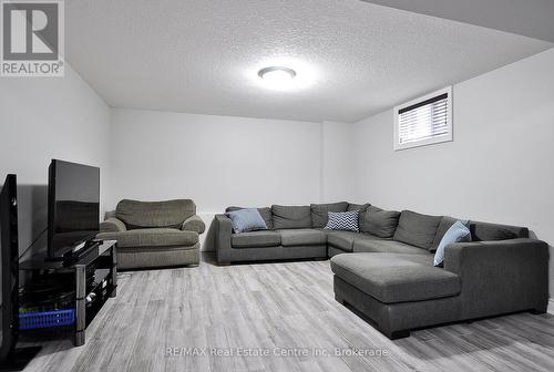 3 Lockwood Street, Cambridge, ON - Indoor Photo Showing Living Room