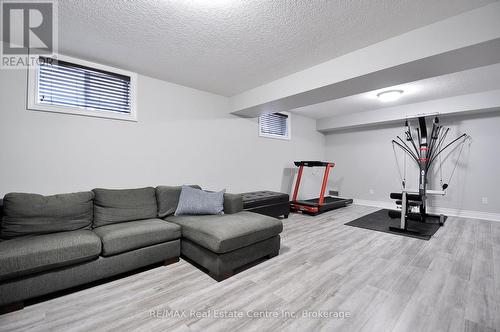 3 Lockwood Street, Cambridge, ON - Indoor Photo Showing Other Room