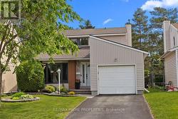 1085 CHATEAU CRESCENT Ottawa, ON K1C 2C9