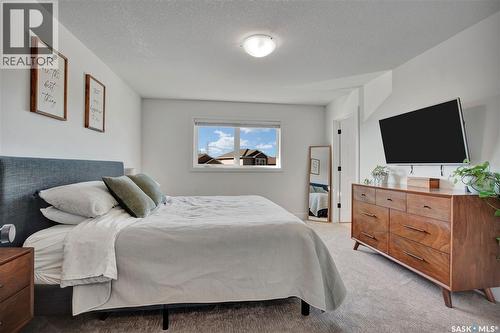 655 Kolynchuk Court, Saskatoon, SK 