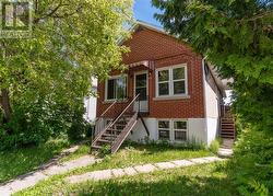 454 Melvin Avenue Sudbury, ON P3C 4X4
