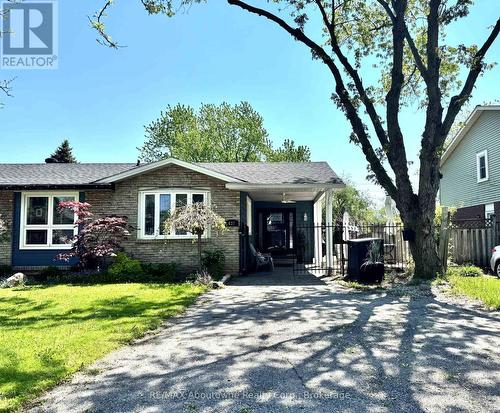 637 LOMOND CRESCENT  Burlington (Shoreacres), ON L7L 2N8