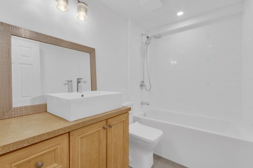 Salle de bains - 934 Rue Principale, Prévost, QC 