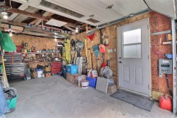 Garage - 