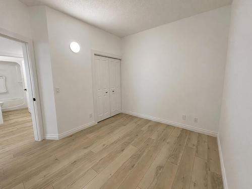 604 - 5 Bay Road, Kenora, ON - Indoor Photo Showing Other Room
