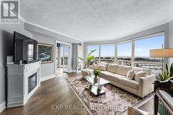 918 - 2261 LAKE SHORE BOULEVARD W Toronto, ON M8V 3X1