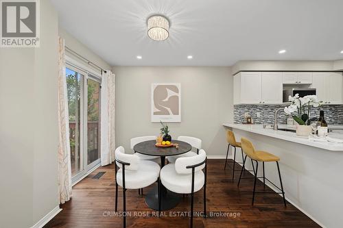 506 Pondview Place, Oakville, ON - Indoor Photo Showing Dining Room