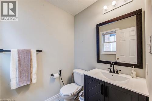 182 Kerwood Drive, Cambridge, ON - Indoor Photo Showing Bathroom