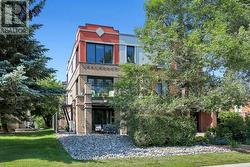 3356 CARLING AVENUE Ottawa, ON K2H 0A7