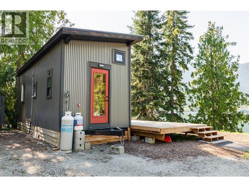 6736 3A Highway, Nelson, BC 