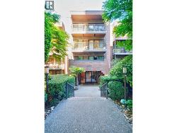 118 1655 NELSON STREET  Vancouver, BC V6G 1M3