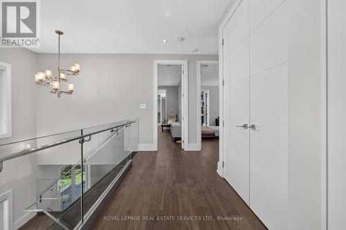 1568 Broadmoor Avenue, Mississauga, ON 