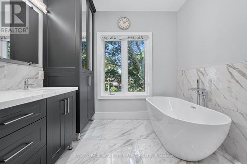 1568 Broadmoor Avenue, Mississauga, ON 