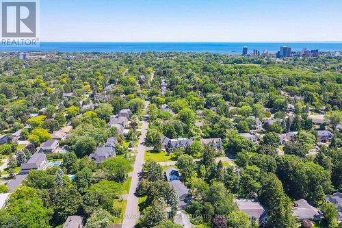1568 Broadmoor Avenue, Mississauga, ON 