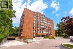 200 LIMERIDGE Road W Unit# 804  Hamilton, ON L9C 7M7