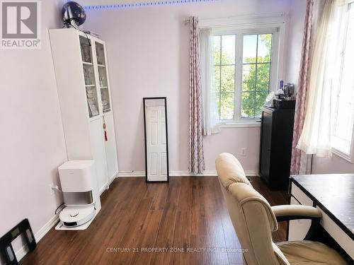 710 Stonebridge Avenue, Mississauga, ON 