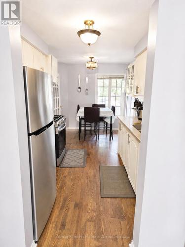 710 Stonebridge Avenue, Mississauga, ON 