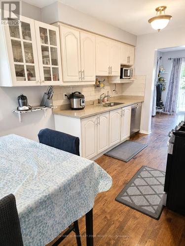 710 Stonebridge Avenue, Mississauga, ON 