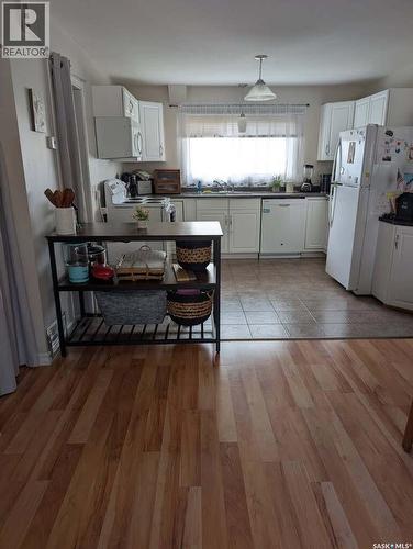 344 Young Street, Macoun, SK - Indoor Photo Showing Kitchen