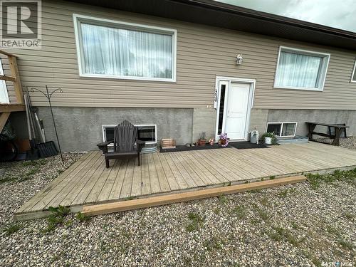 344 Young Street, Macoun, SK - Outdoor With Exterior