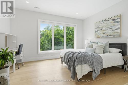 1544 Lochlin Trail, Mississauga, ON 