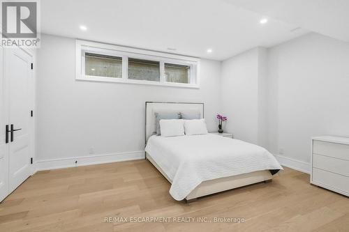 1544 Lochlin Trail, Mississauga, ON 