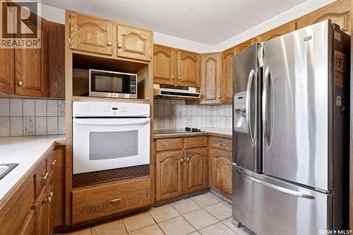 6703 Maplecrest Place, Regina, SK 
