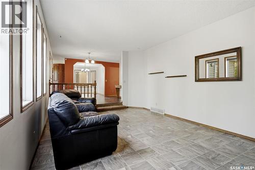 6703 Maplecrest Place, Regina, SK 
