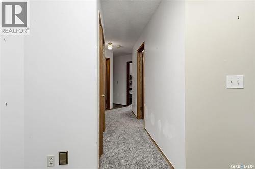 6703 Maplecrest Place, Regina, SK 