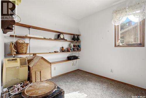 6703 Maplecrest Place, Regina, SK 