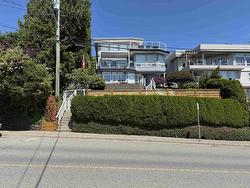 15477 COLUMBIA AVENUE  White Rock, BC V4B 1K3